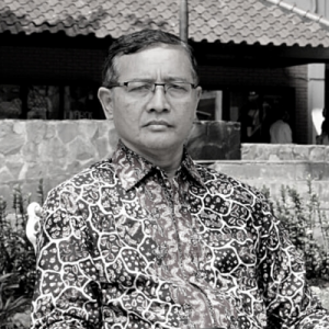 Simposium 3_Dr. Darmoko