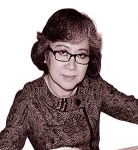 Dr. Ninie Susanti